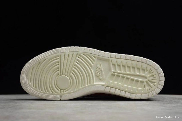 Jordan Zoom Canyon 1 CT0979-602 CMFT High Air (W) Rust 0728